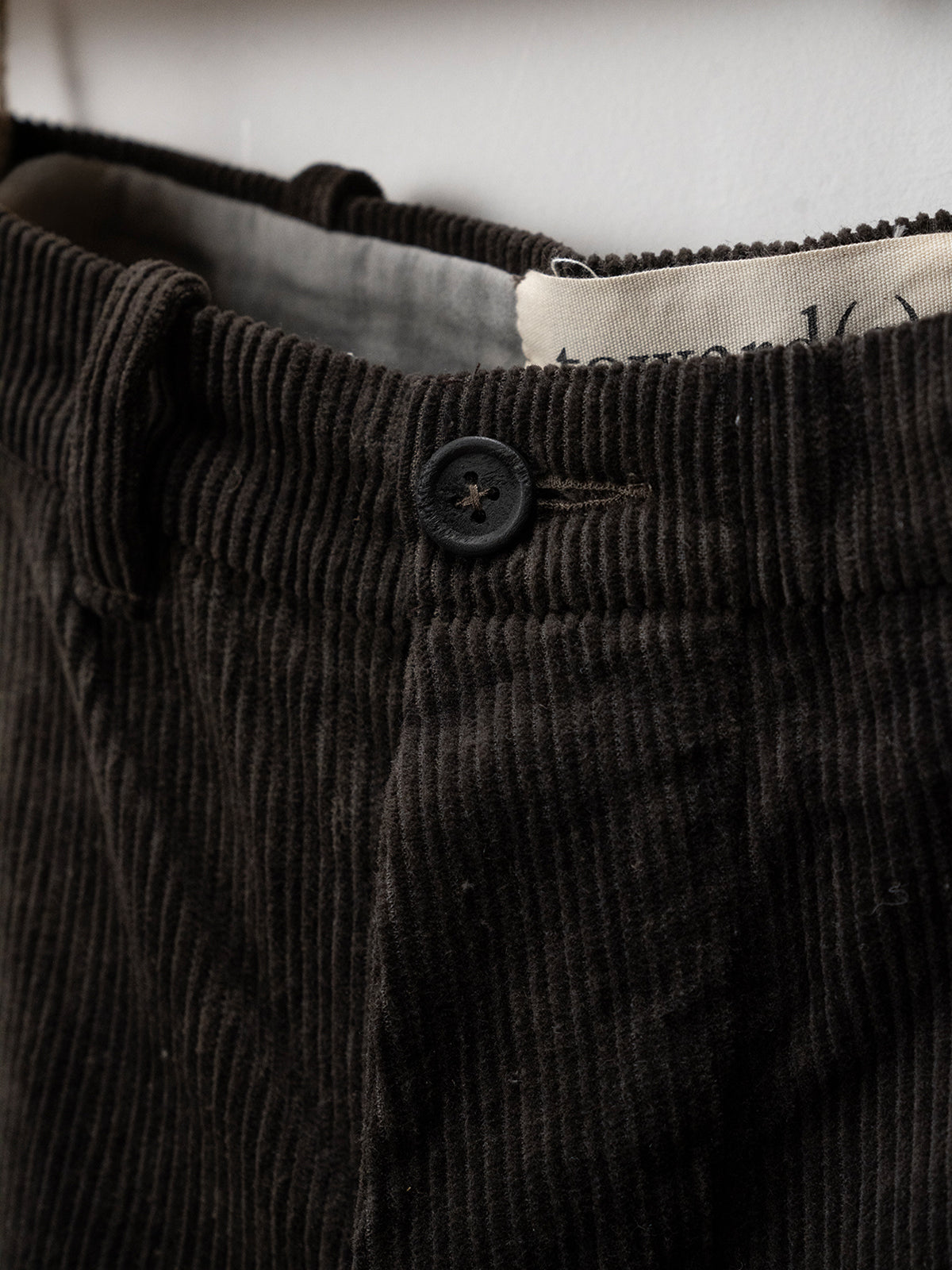 Tobi Pant