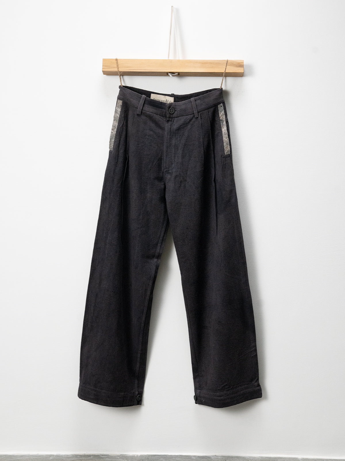 Pleat Pant