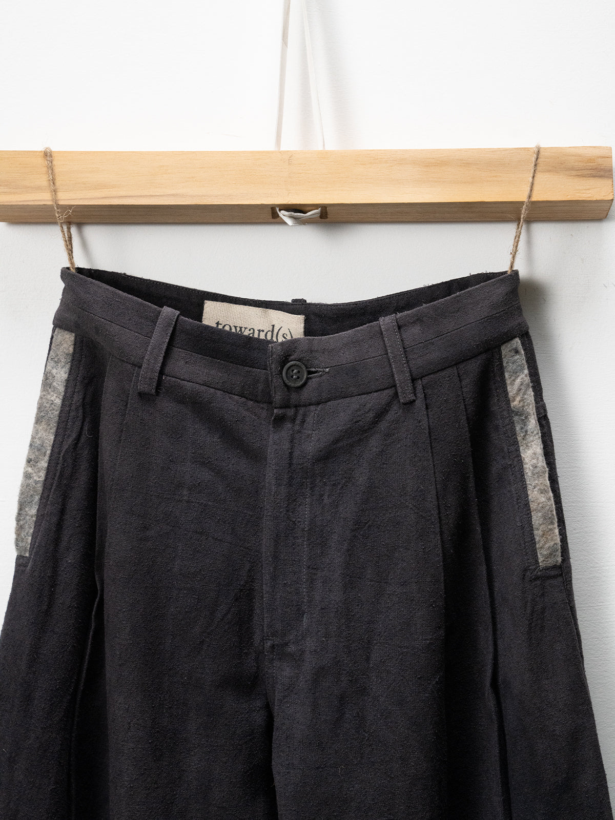 Pleat Pant