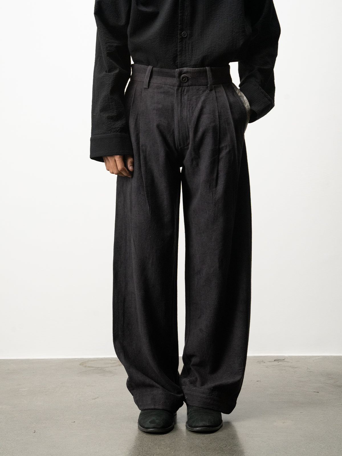 Pleat Pant